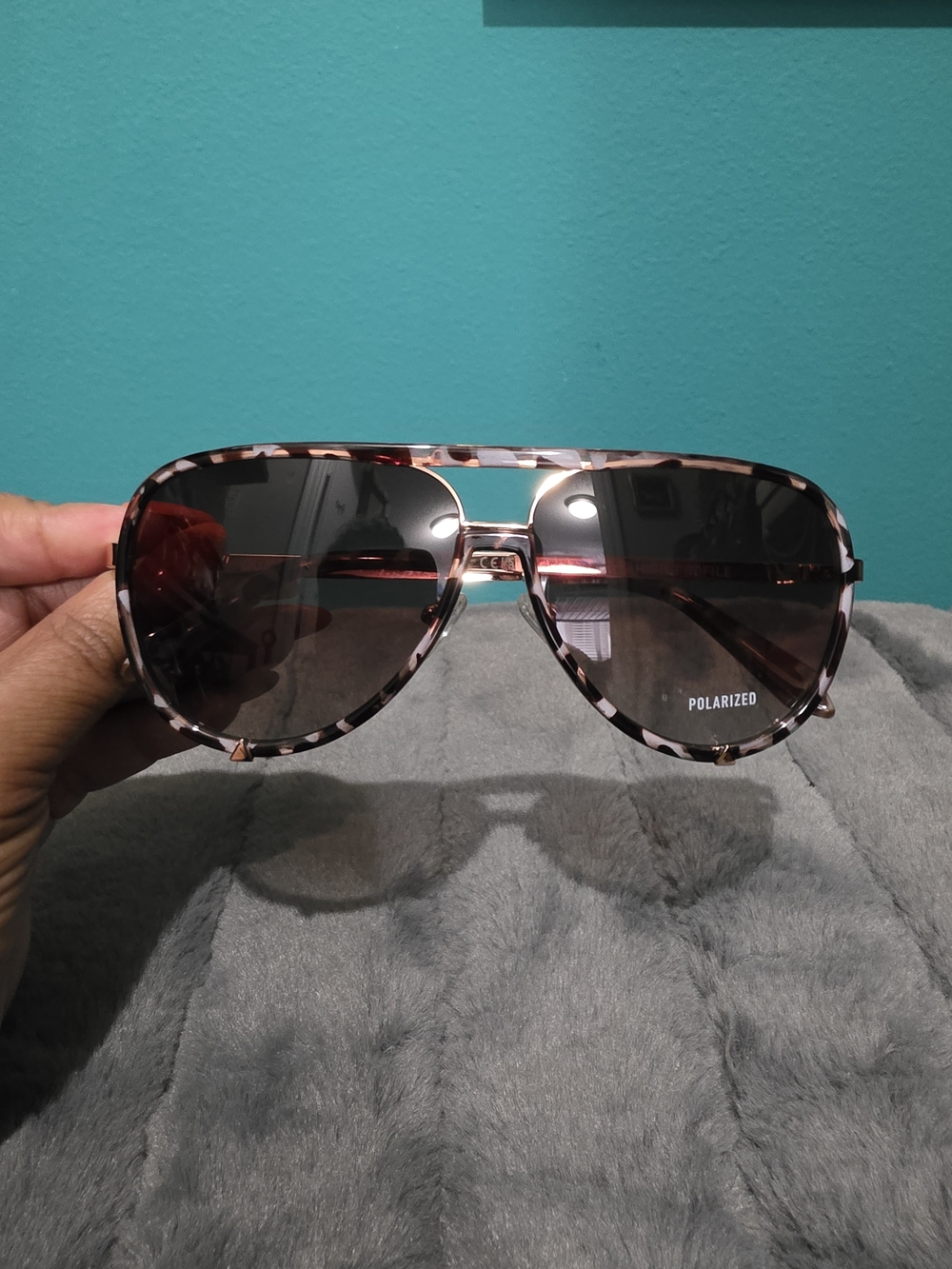 Quay Polarized Aviator Sunglasses in Tortoiseshell Brown